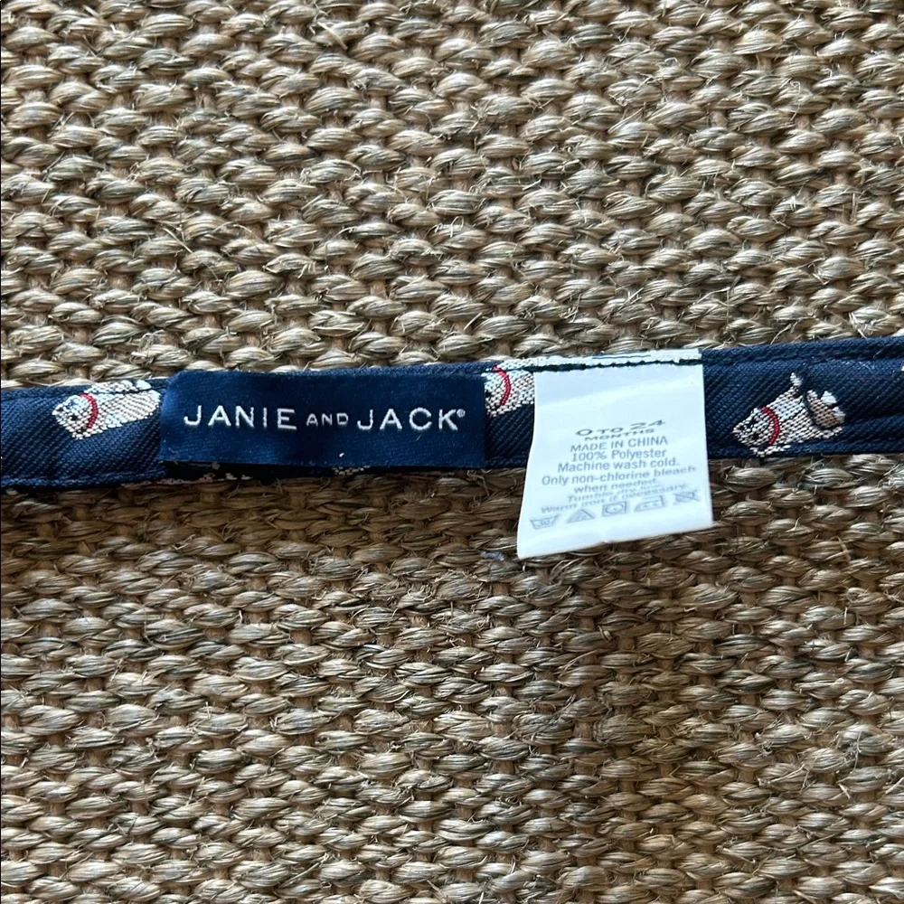 Janie and Jack Navy Bow Tie with White Design.